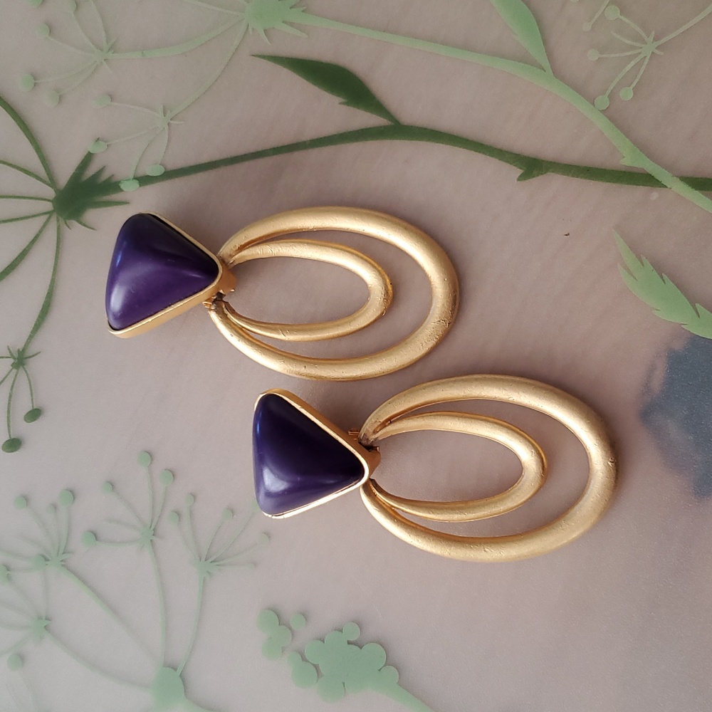 Vintage Collectible 80's/90's Ellen Designs Matte Gold Finish Clip On Earrings